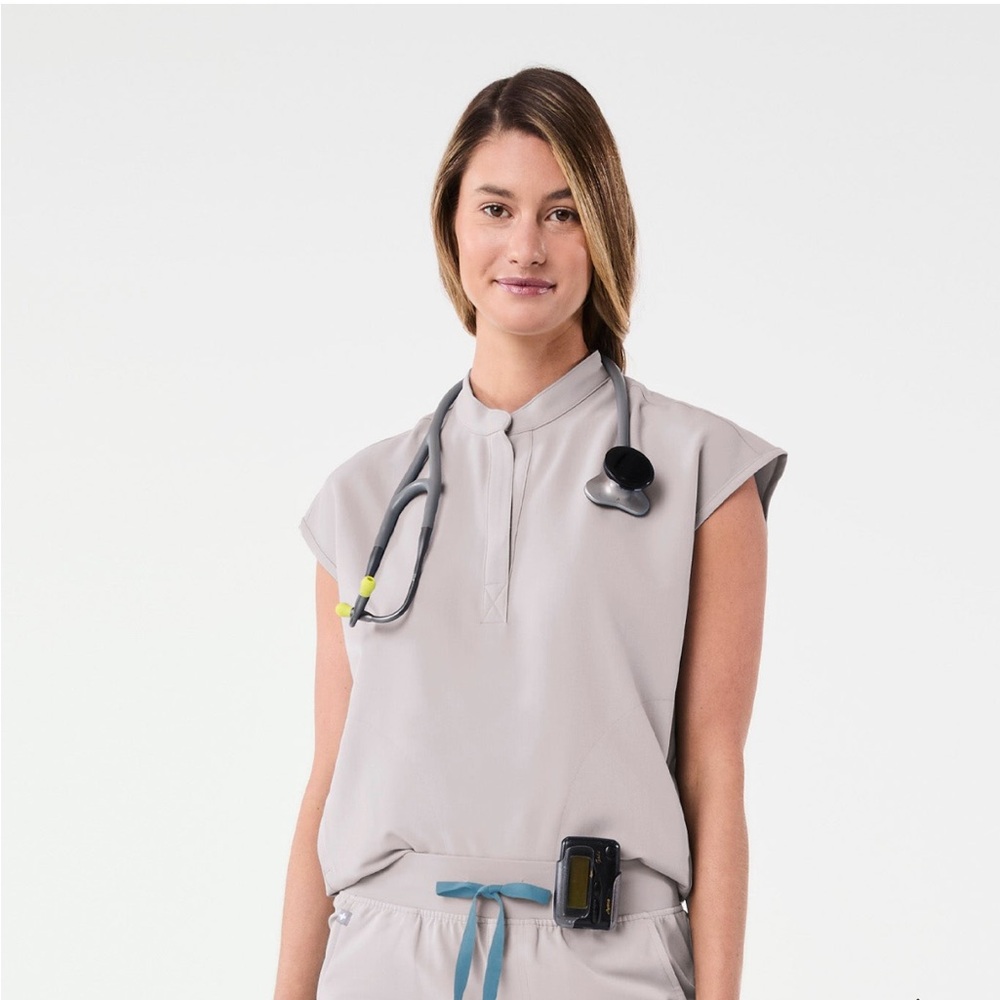 Women's Gray Top